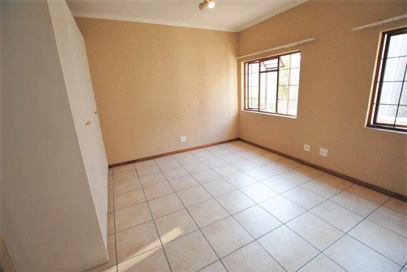 To Let 1 Bedroom Property for Rent in Paulshof Gauteng