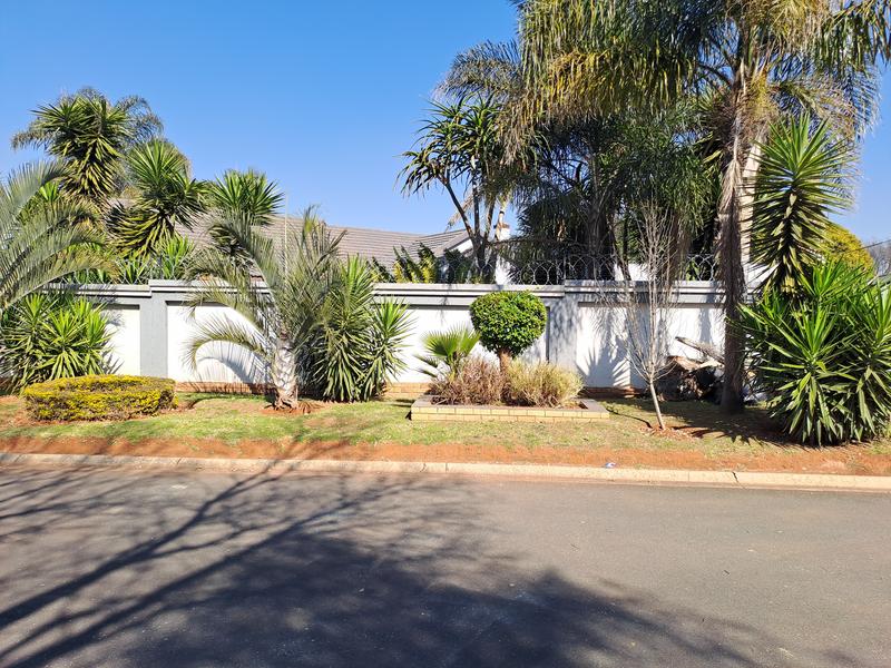 4 Bedroom Property for Sale in Witfield Gauteng