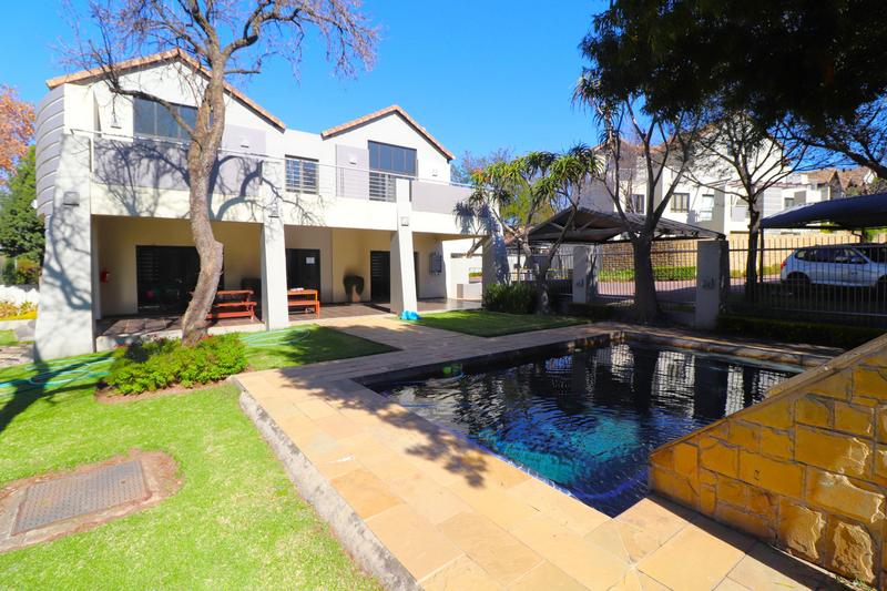 1 Bedroom Property for Sale in Lonehill Gauteng