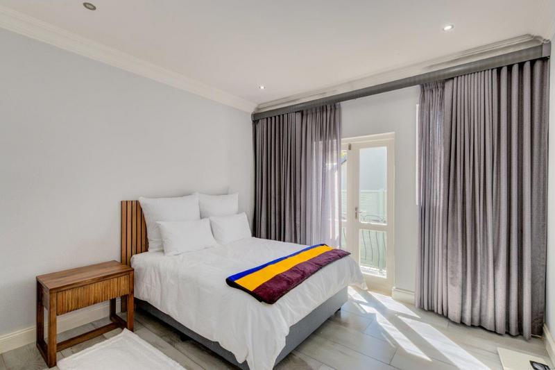 To Let 3 Bedroom Property for Rent in Bryanston Gauteng