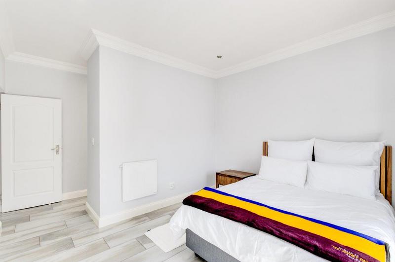 To Let 3 Bedroom Property for Rent in Bryanston Gauteng