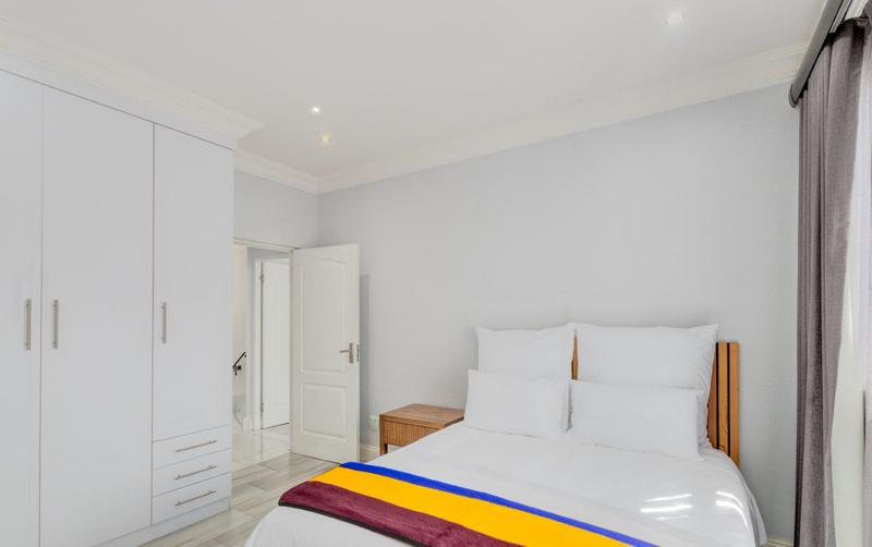 To Let 3 Bedroom Property for Rent in Bryanston Gauteng