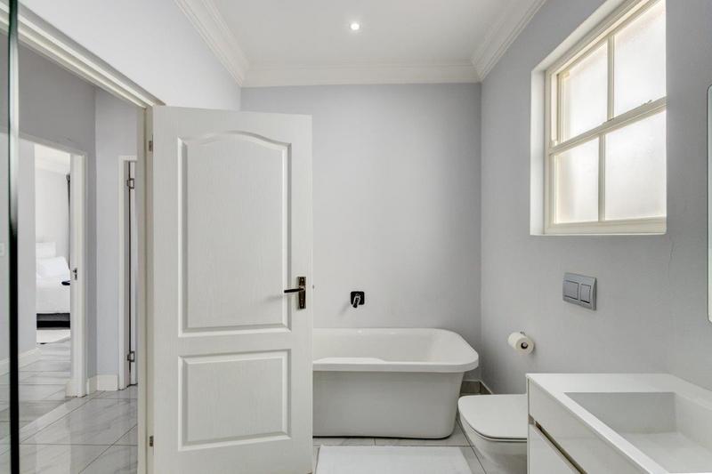To Let 3 Bedroom Property for Rent in Bryanston Gauteng