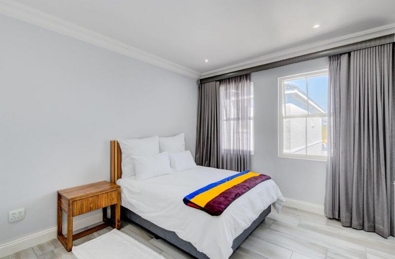 To Let 3 Bedroom Property for Rent in Bryanston Gauteng