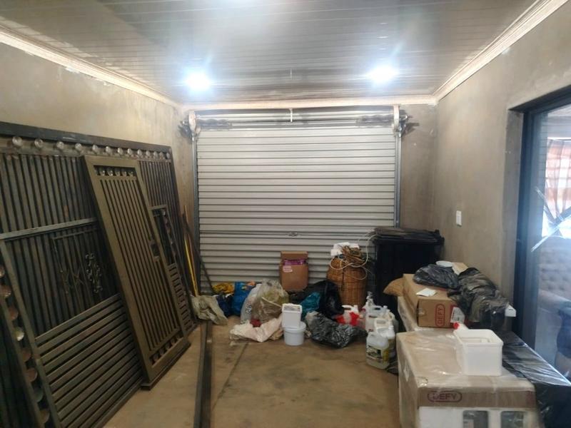 2 Bedroom Property for Sale in Bram Fischerville Gauteng