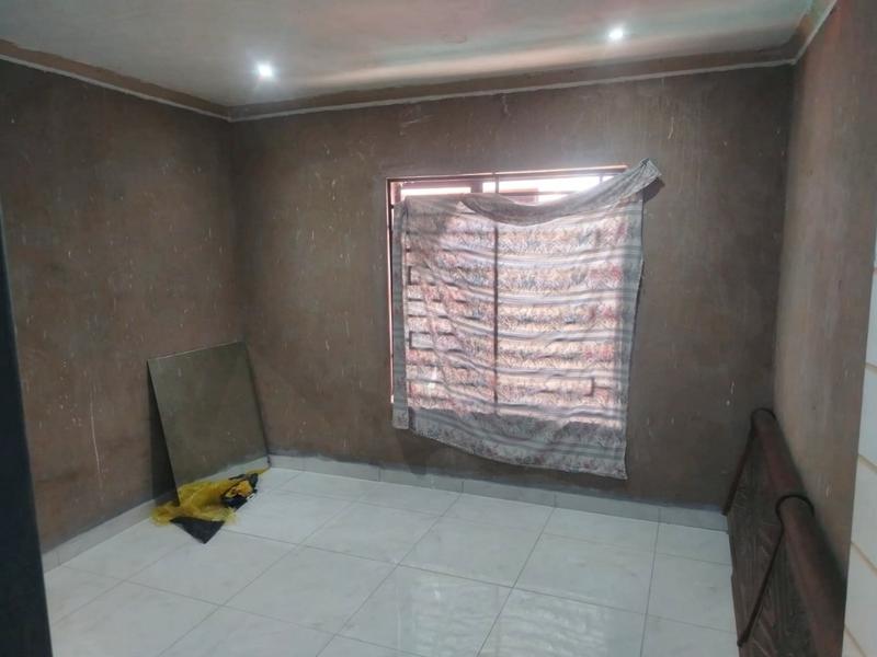 2 Bedroom Property for Sale in Bram Fischerville Gauteng