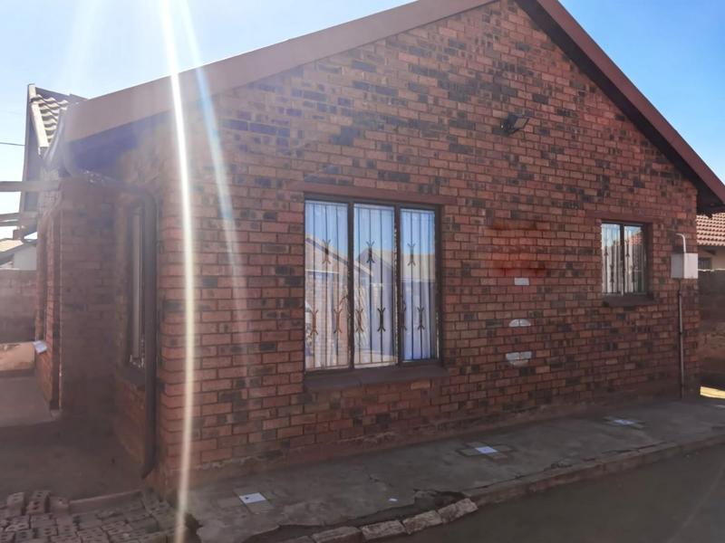 3 Bedroom Property for Sale in Protea Glen Gauteng