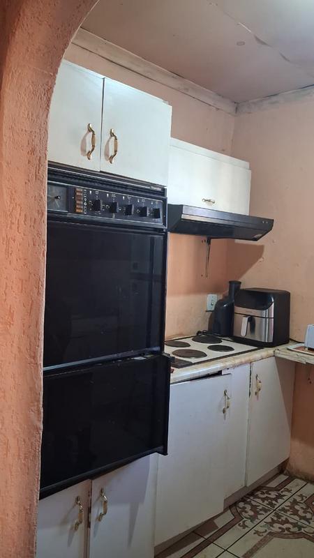 5 Bedroom Property for Sale in Leondale Gauteng