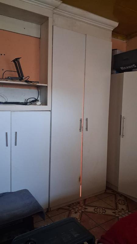 5 Bedroom Property for Sale in Leondale Gauteng