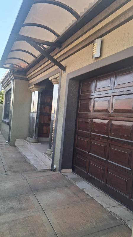3 Bedroom Property for Sale in Siluma View Gauteng