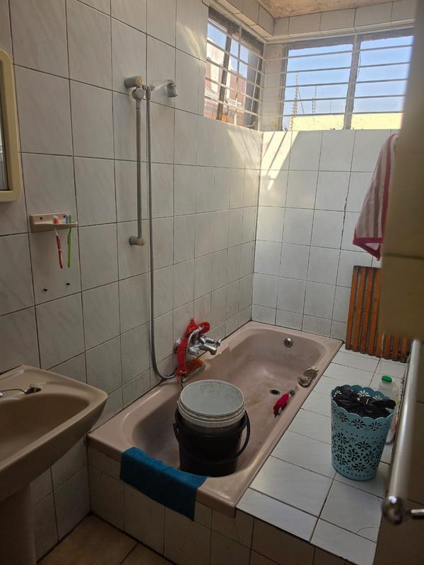 3 Bedroom Property for Sale in La Rochelle Gauteng