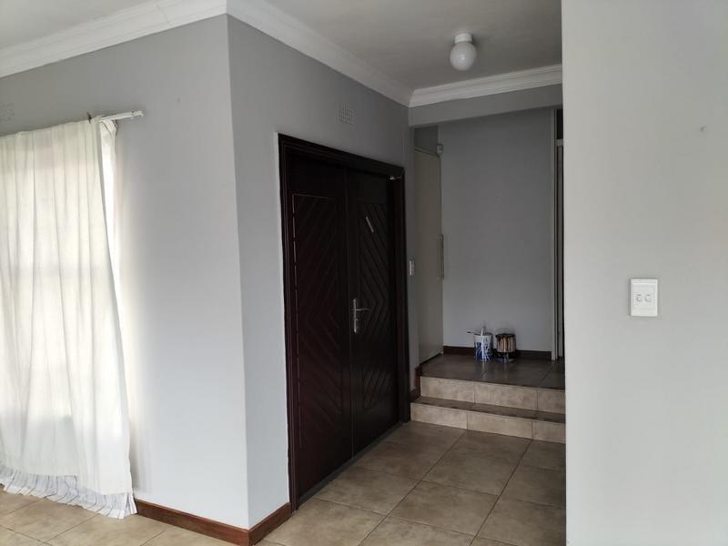 To Let 4 Bedroom Property for Rent in Birch Acres Gauteng