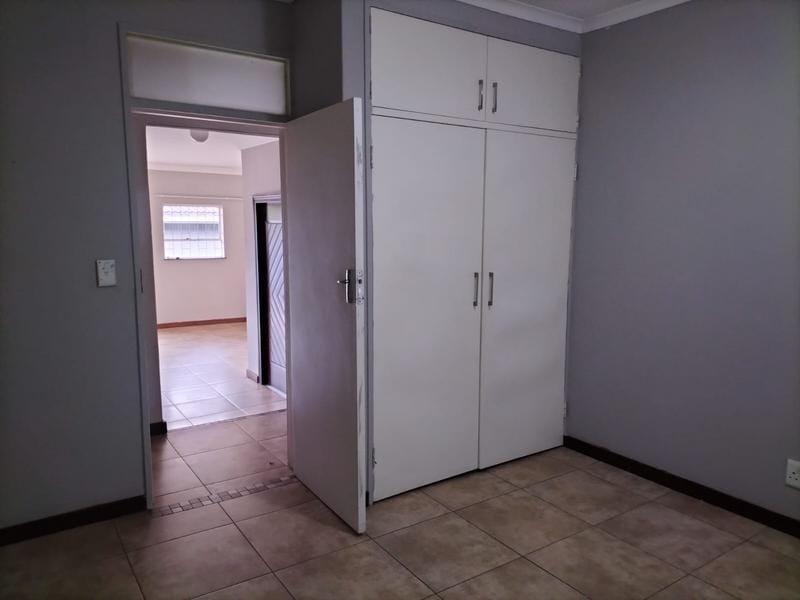 To Let 4 Bedroom Property for Rent in Birch Acres Gauteng