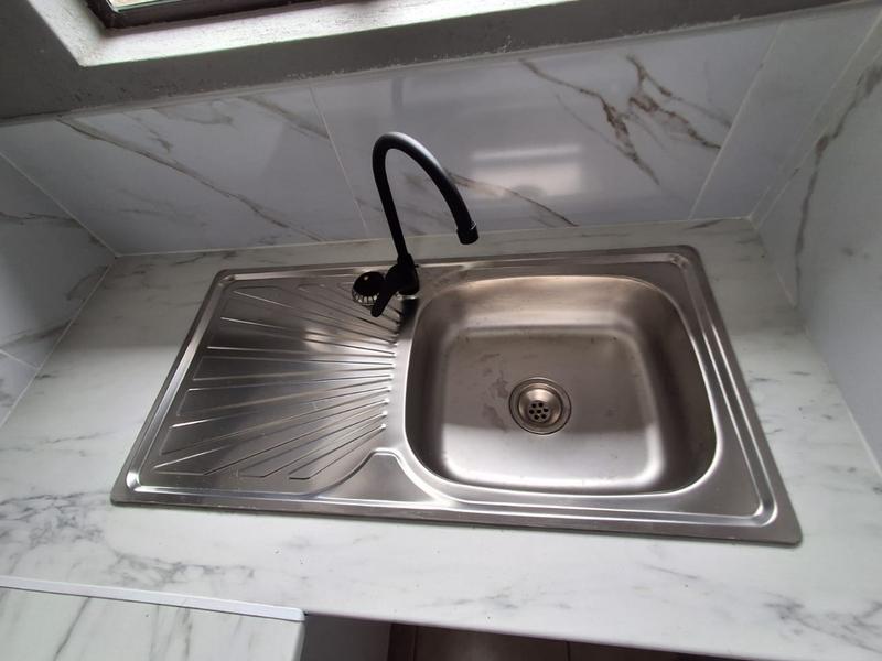 To Let 1 Bedroom Property for Rent in Birch Acres Gauteng