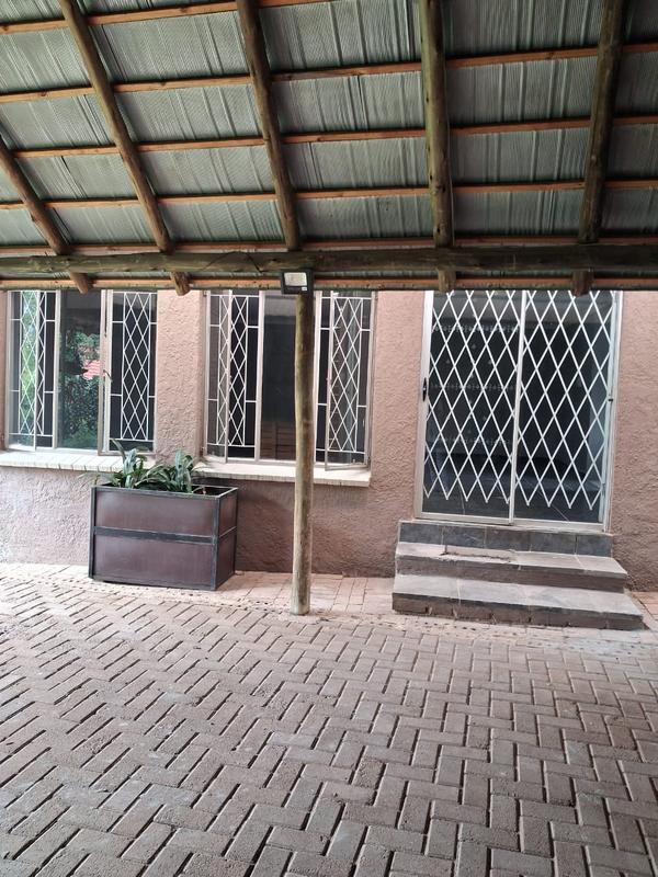 To Let 1 Bedroom Property for Rent in Birch Acres Gauteng