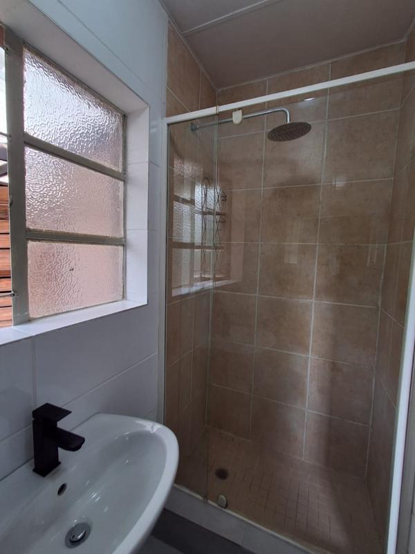 To Let 1 Bedroom Property for Rent in Birch Acres Gauteng