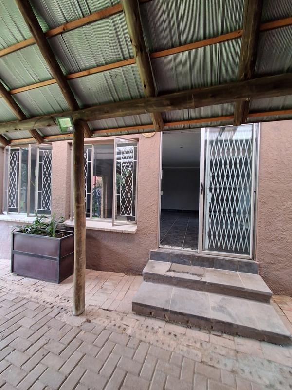To Let 1 Bedroom Property for Rent in Birch Acres Gauteng