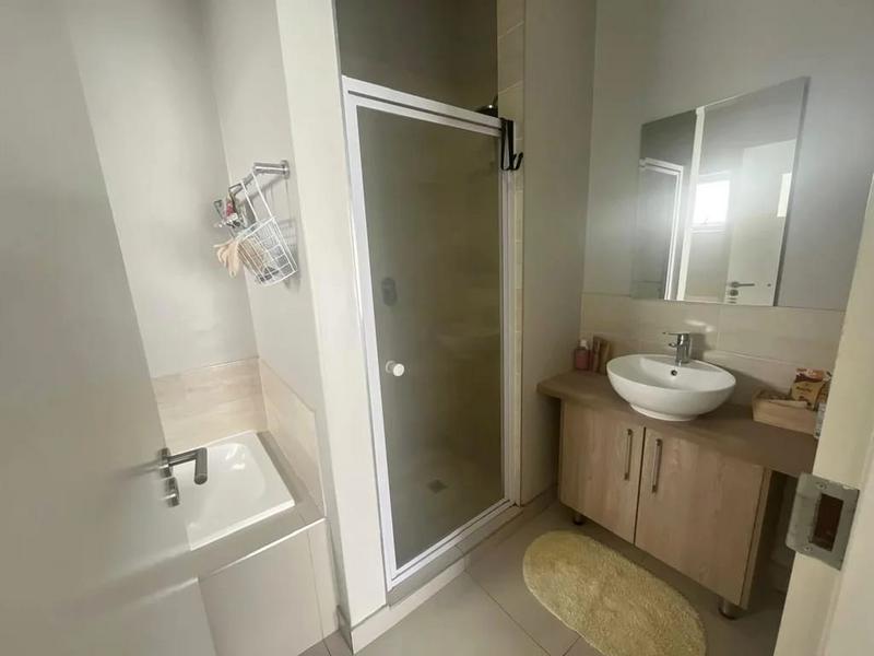 To Let 2 Bedroom Property for Rent in Blue Hills Gauteng