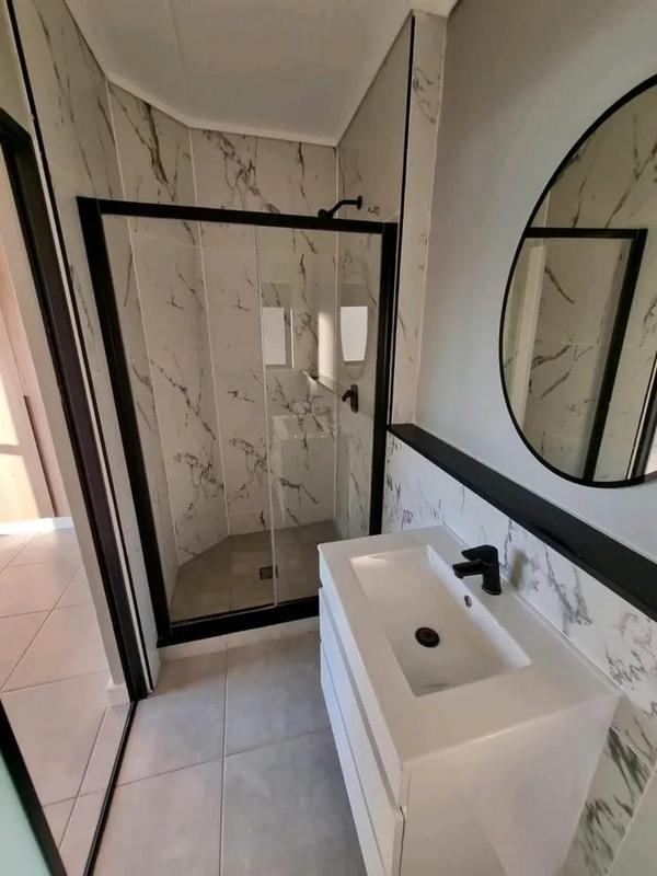 To Let 2 Bedroom Property for Rent in Waterfall Gauteng