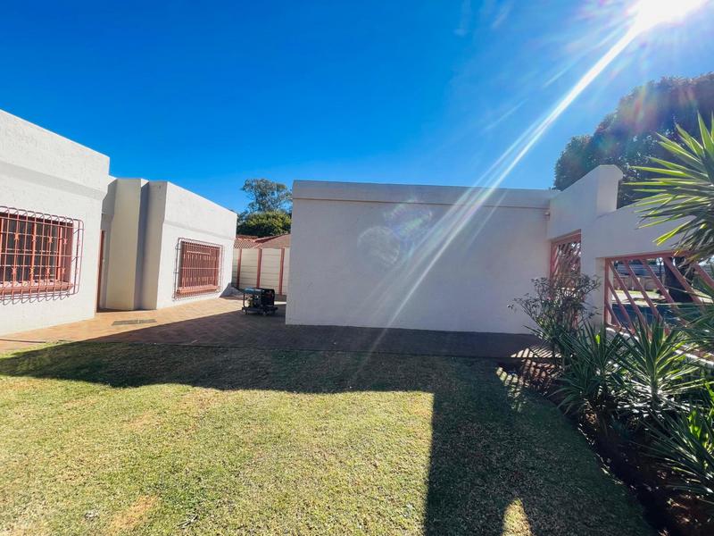 3 Bedroom Property for Sale in Pollak Park Gauteng