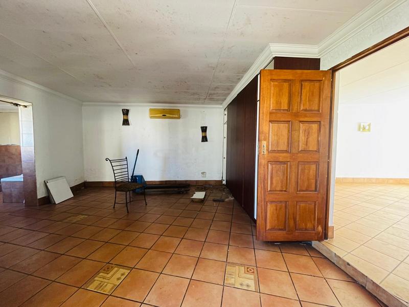 3 Bedroom Property for Sale in Pollak Park Gauteng