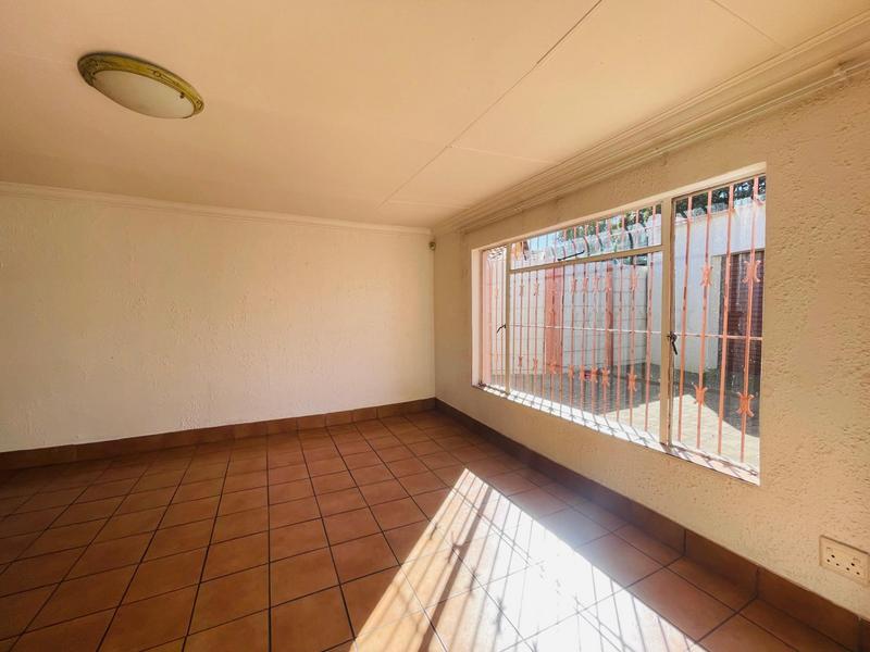 3 Bedroom Property for Sale in Pollak Park Gauteng