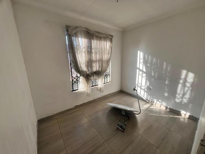 2 Bedroom Property for Sale in Alliance Gauteng