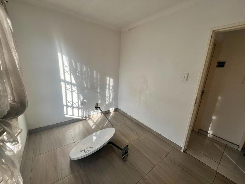 2 Bedroom Property for Sale in Alliance Gauteng