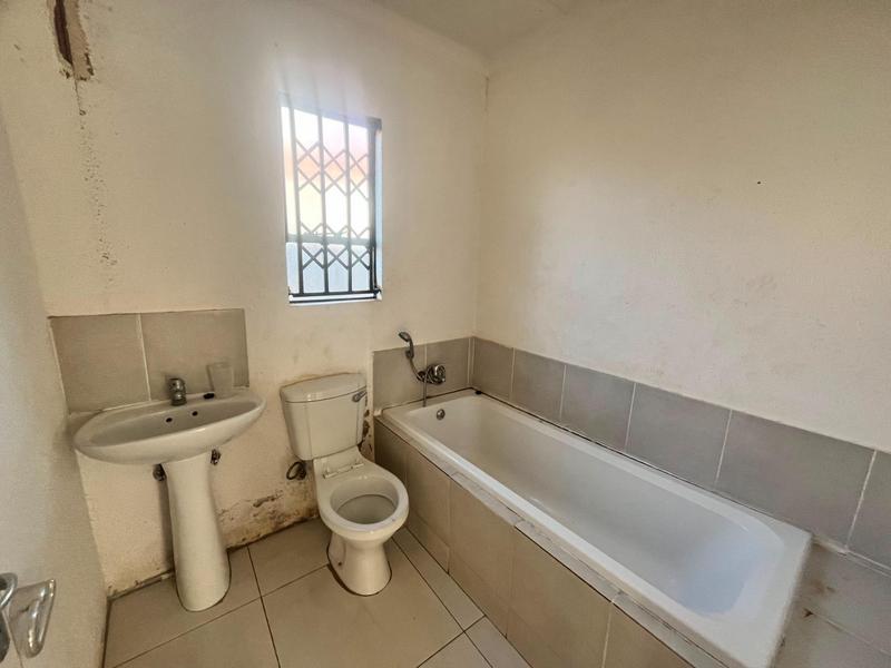 2 Bedroom Property for Sale in Alliance Gauteng