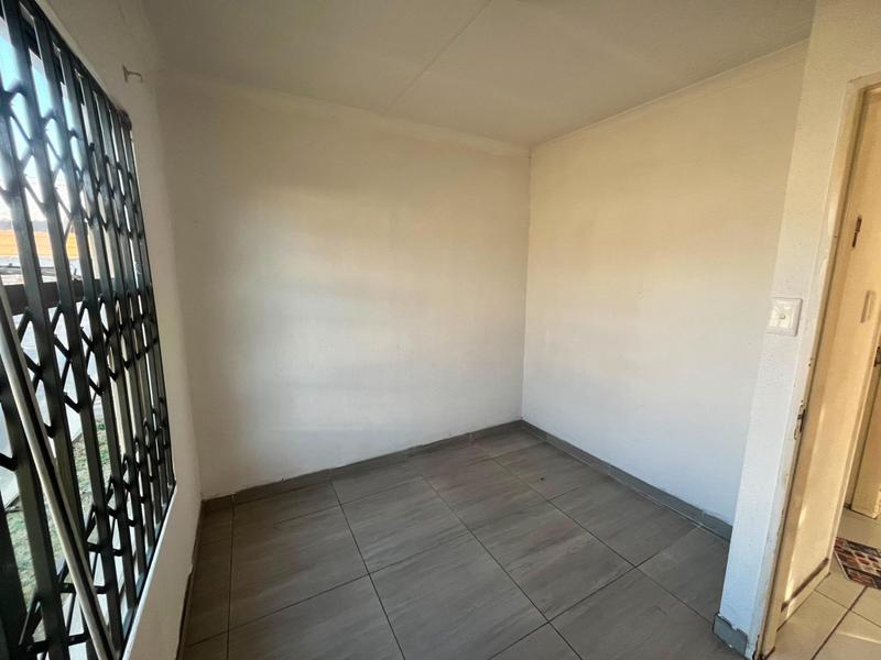2 Bedroom Property for Sale in Alliance Gauteng
