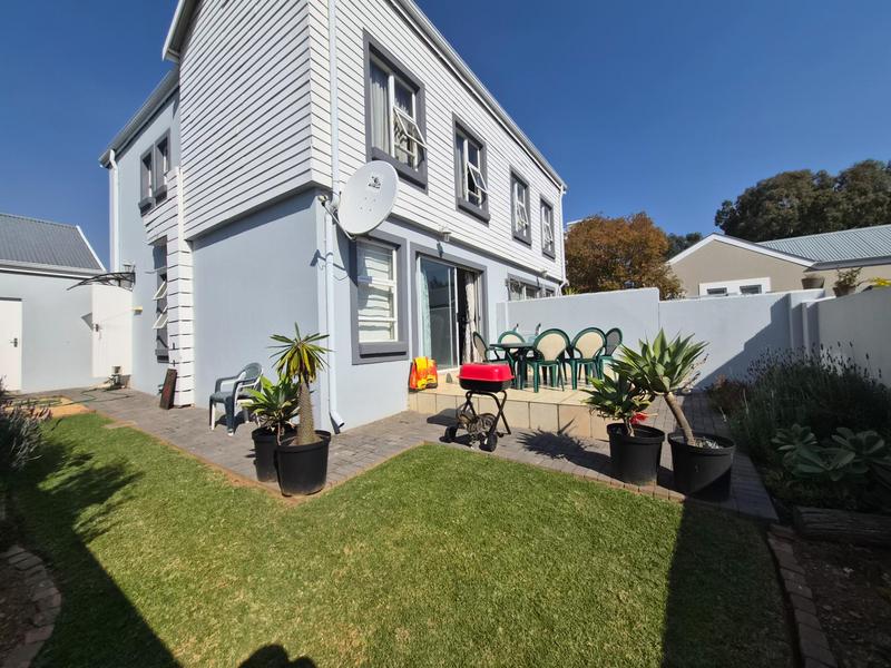 To Let 2 Bedroom Property for Rent in Erasmus Park Gauteng