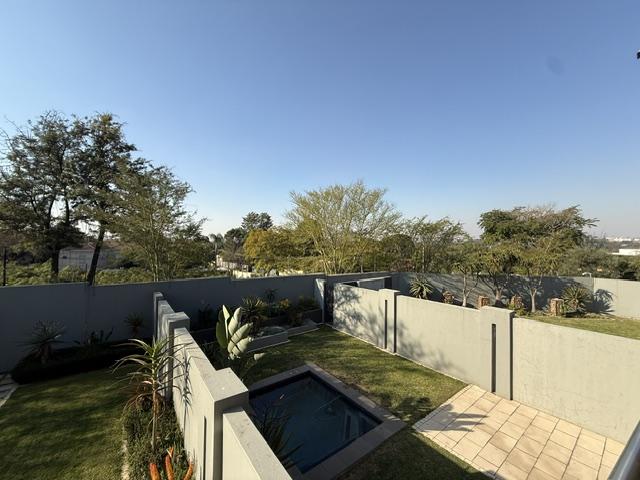 To Let 3 Bedroom Property for Rent in Morningside Gauteng