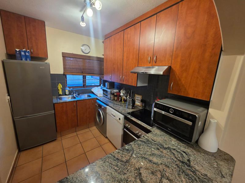 To Let 2 Bedroom Property for Rent in Benmore Gauteng