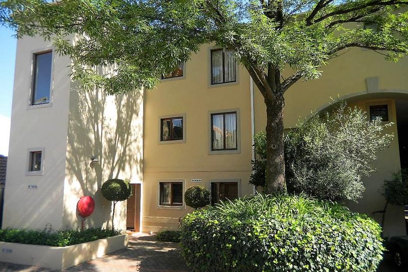 To Let 2 Bedroom Property for Rent in Benmore Gauteng
