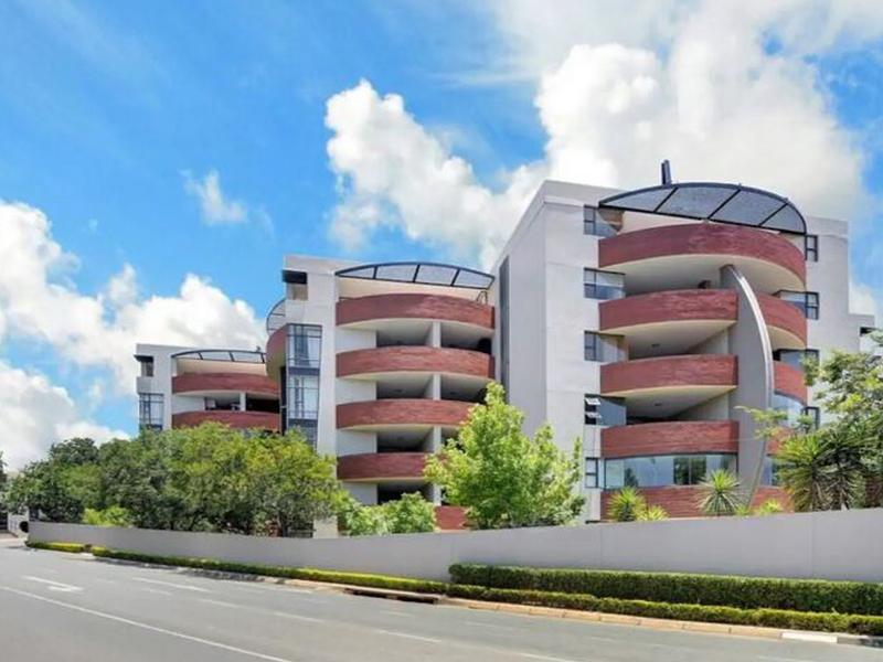 2 Bedroom Property for Sale in Sandton Central Gauteng