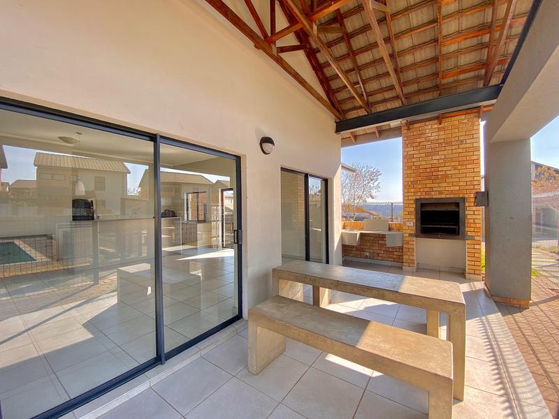 2 Bedroom Property for Sale in Amberfield Gauteng