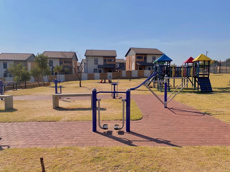 2 Bedroom Property for Sale in Amberfield Gauteng