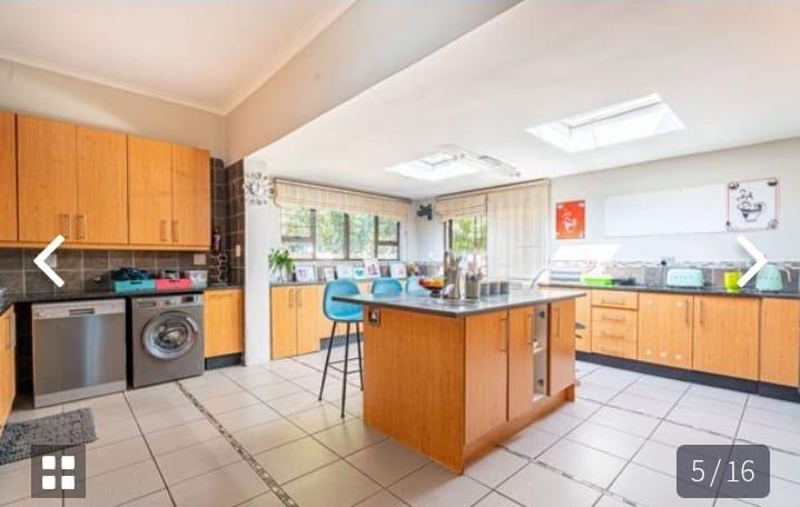 3 Bedroom Property for Sale in Vorna Valley Gauteng