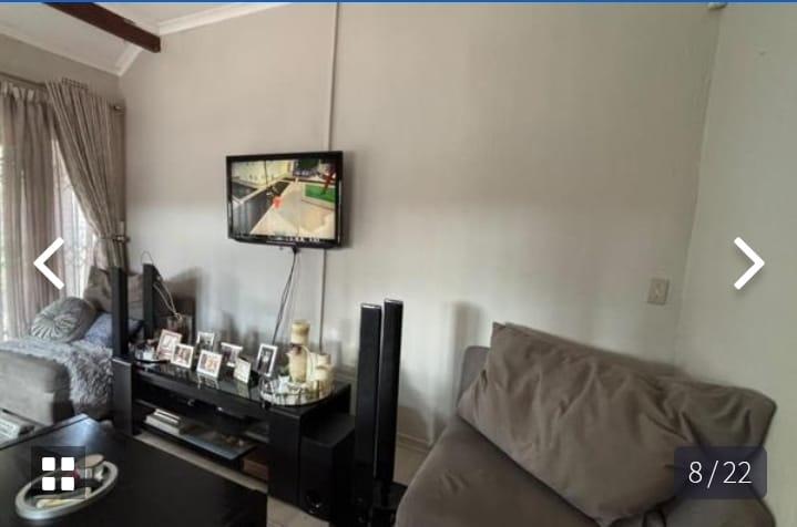 3 Bedroom Property for Sale in Vorna Valley Gauteng