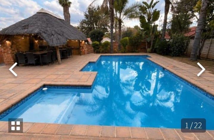 3 Bedroom Property for Sale in Vorna Valley Gauteng