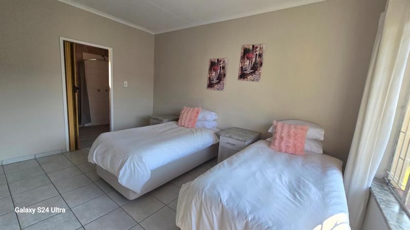 To Let 3 Bedroom Property for Rent in Freeway Park Gauteng