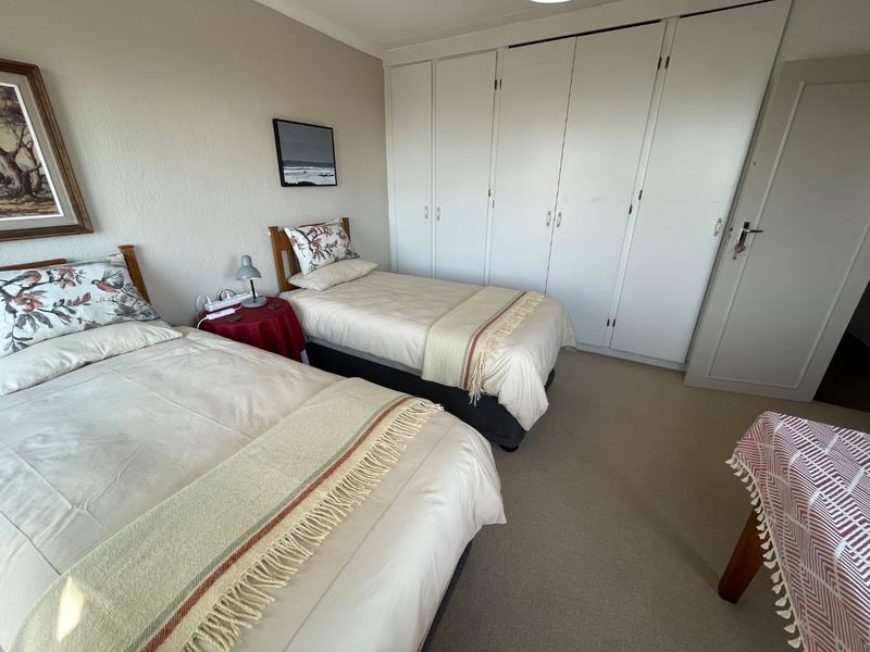 6 Bedroom Property for Sale in Rant En Dal Gauteng