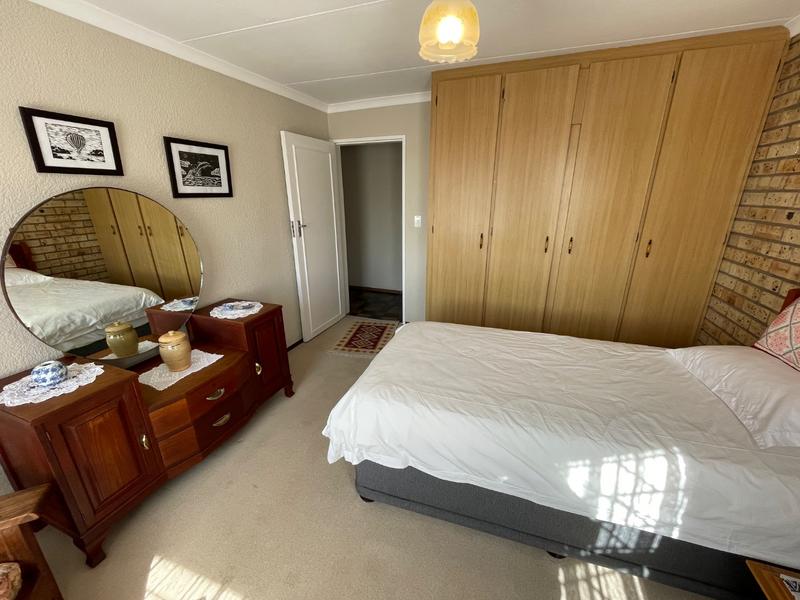 6 Bedroom Property for Sale in Rant En Dal Gauteng