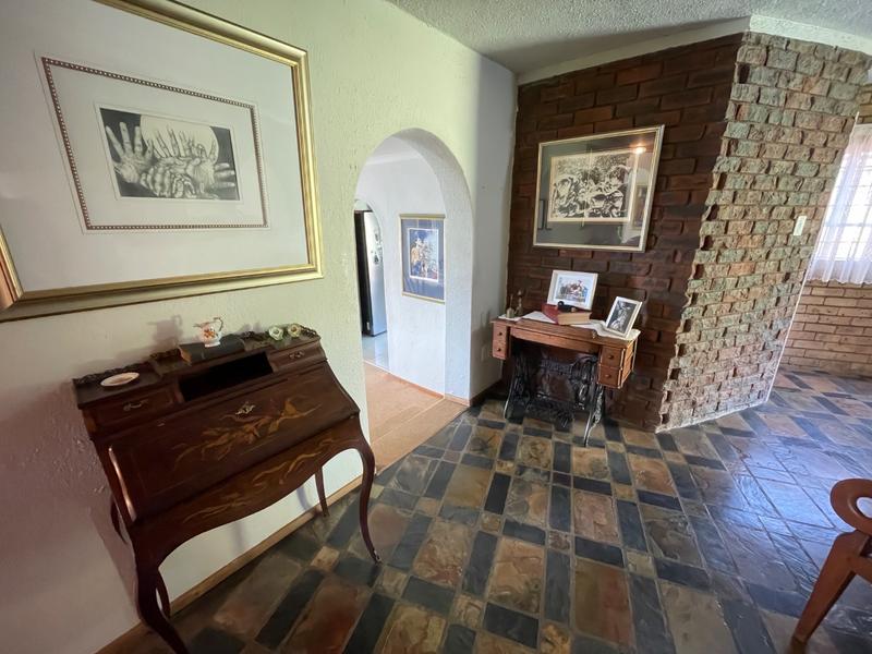 6 Bedroom Property for Sale in Rant En Dal Gauteng