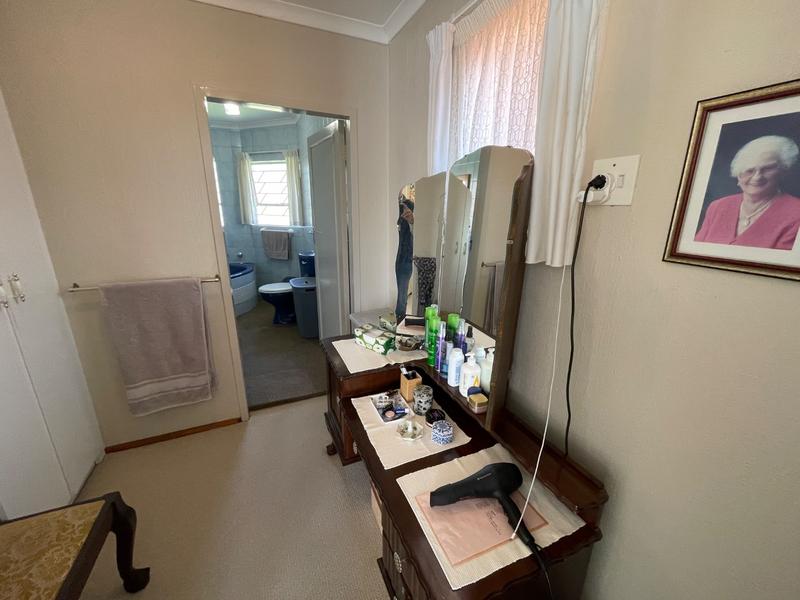 6 Bedroom Property for Sale in Rant En Dal Gauteng