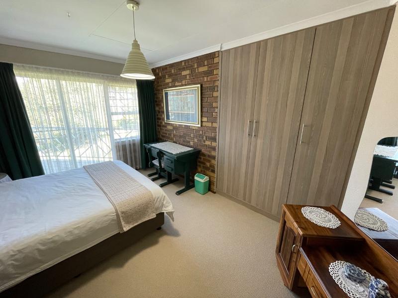 6 Bedroom Property for Sale in Rant En Dal Gauteng