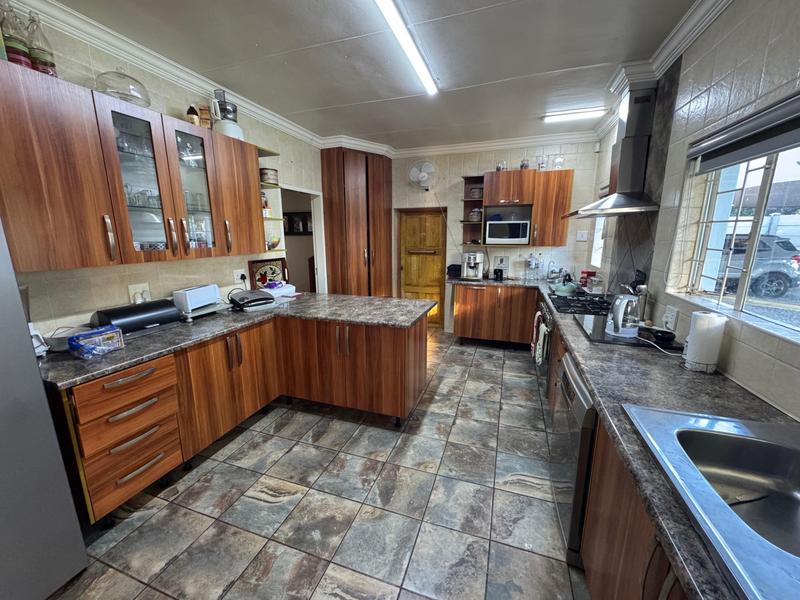 4 Bedroom Property for Sale in Meyerton Central Gauteng