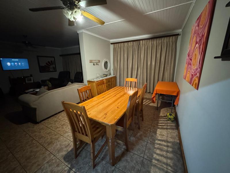 4 Bedroom Property for Sale in Meyerton Central Gauteng