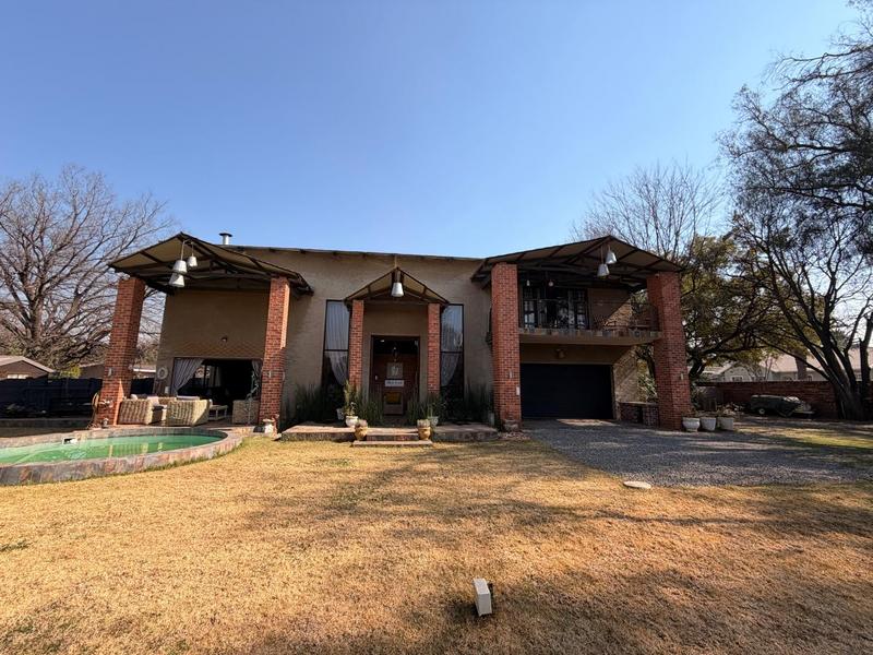 5 Bedroom Property for Sale in Meyerton Central Gauteng