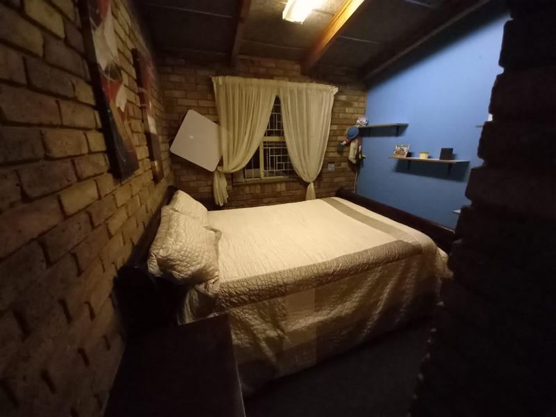 To Let 4 Bedroom Property for Rent in Dalpark Proper Gauteng